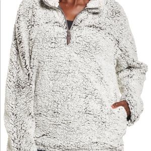 Wubby Fleece Pullover